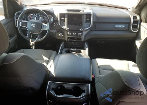 2021 Ram 1500 Big Horn/Lone Star из США, поврежденный, VIN 1C6RREFT1MN609903